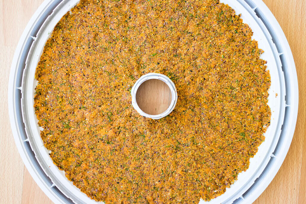 dried_vegetables_in_dehydrator