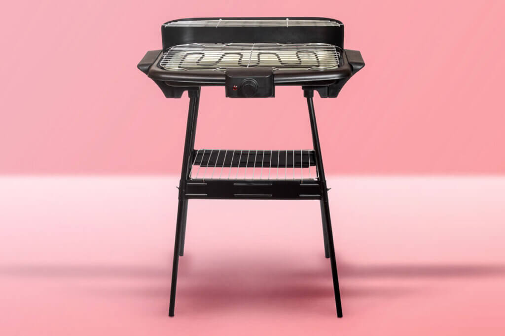 electric grill with stand feet